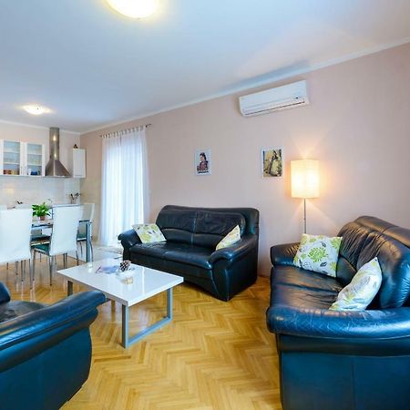 Apartments Garden Beach Superior ツァヴタット エクステリア 写真