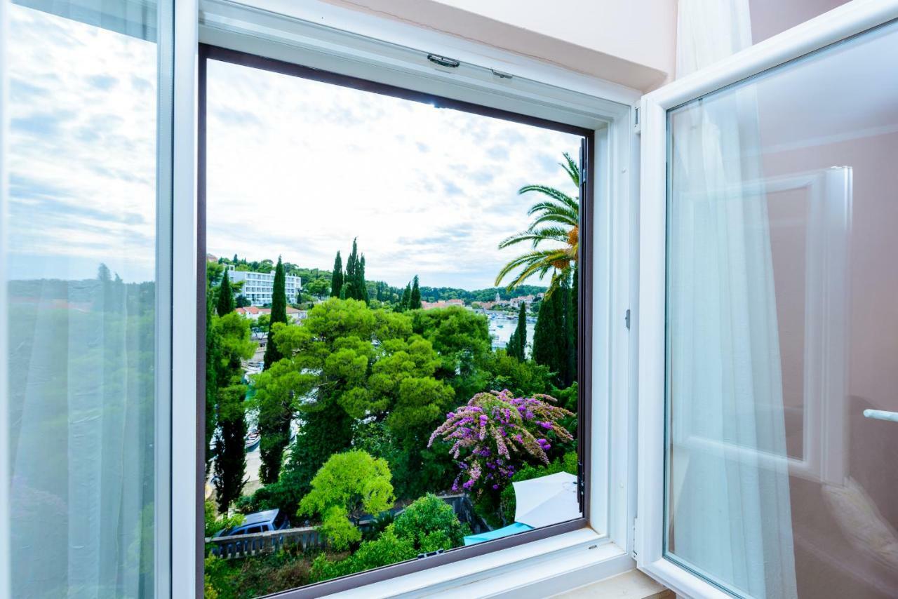 Apartments Garden Beach Superior ツァヴタット エクステリア 写真